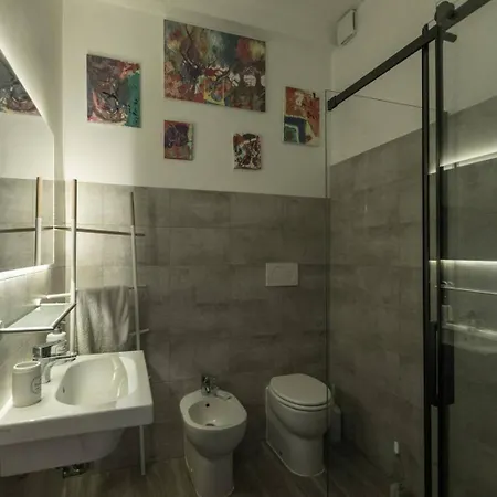 46m² 1 Slaapkamer, 1 Privé Badkamer In Center Appartement