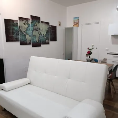 46m² 1 Slaapkamer, 1 Privé Badkamer In Center *