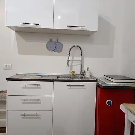 46m² 1 Slaapkamer, 1 Privé Badkamer In Center *
